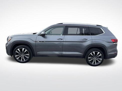 Used 2023 Volkswagen Atlas SEL Premium image 2