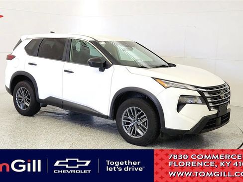 Used 2024 Nissan Rogue S FWD image 1