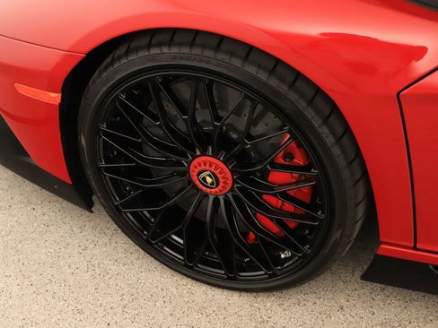 Used 2016 Lamborghini Aventador LP 750-4 Superveloce image 32