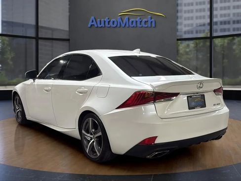 Used 2017 Lexus IS 300 AWD image 8