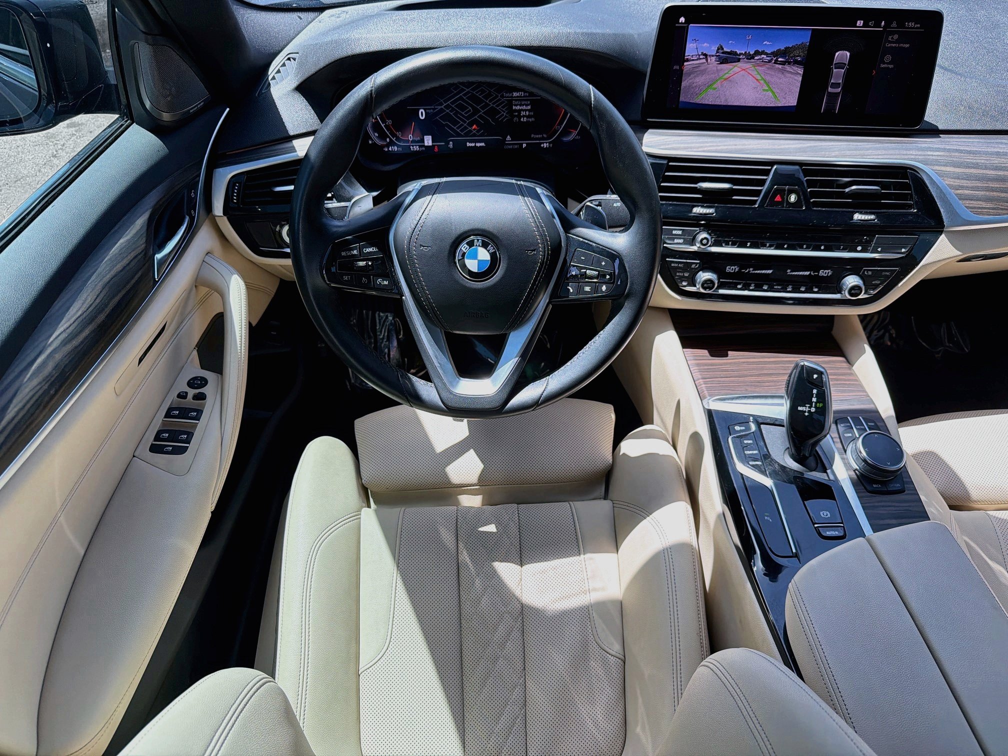 Used 2023 BMW 540i w/ Premium Package RWD image 17