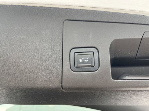 Used 2019 Cadillac XT5 Premium Luxury image 34