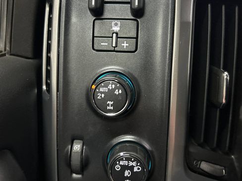 Used 2015 Chevrolet Silverado 1500 LT AWD/4WD image 14