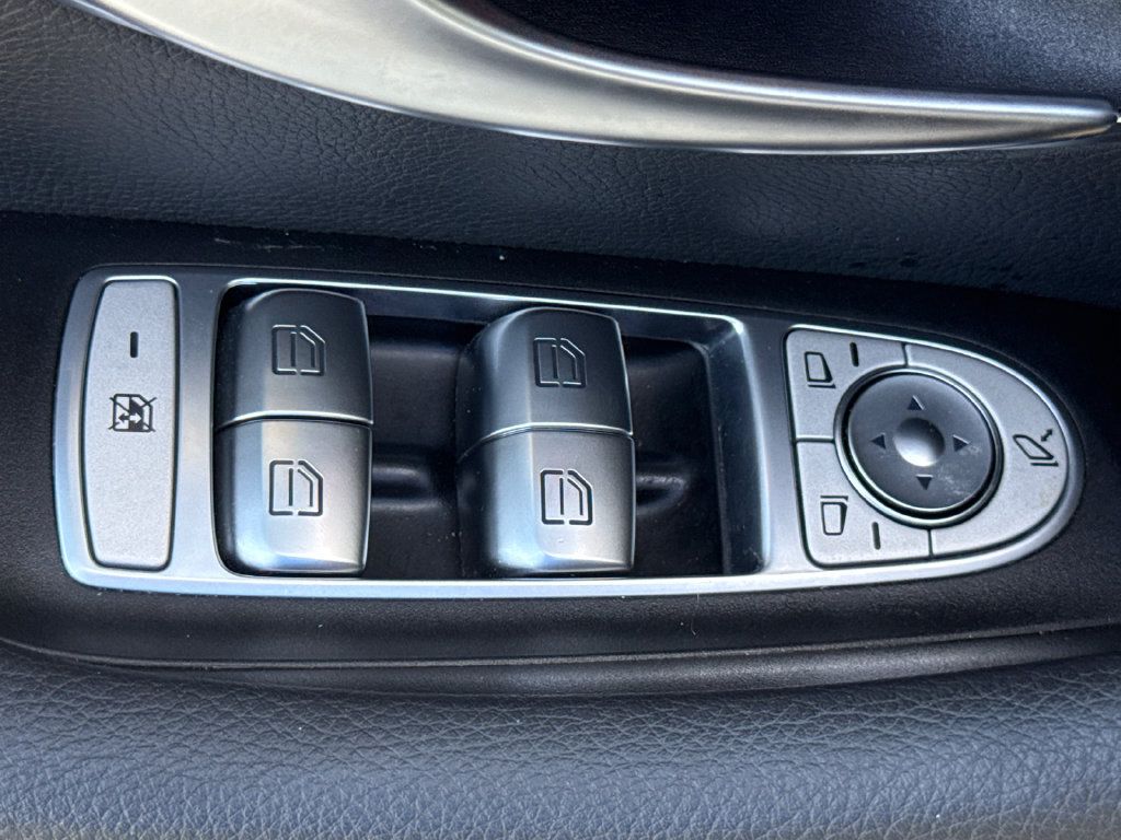 Used 2022 Mercedes-Benz E 350 Sedan image 14