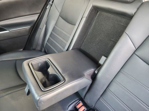 Used 2021 Toyota RAV4 XLE Premium image 35