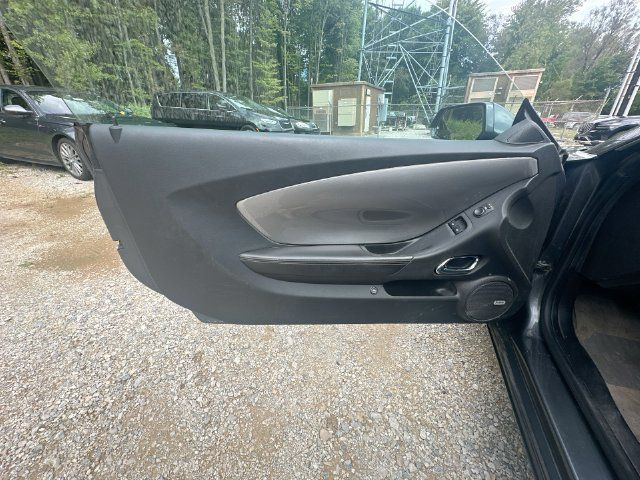 Used 2010 Chevrolet Camaro LT RWD image 25