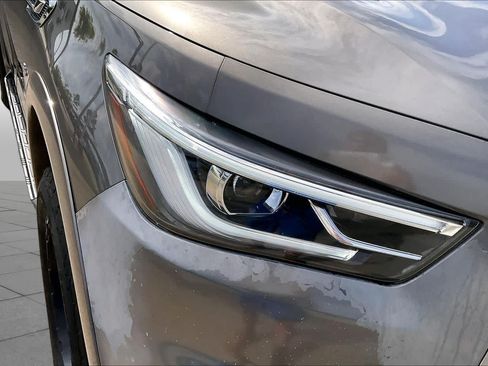 Used 2019 INFINITI QX80 Luxe AWD/4WD image 27