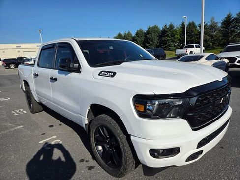 Used 2024 RAM 1500 Big Horn AWD/4WD image 19