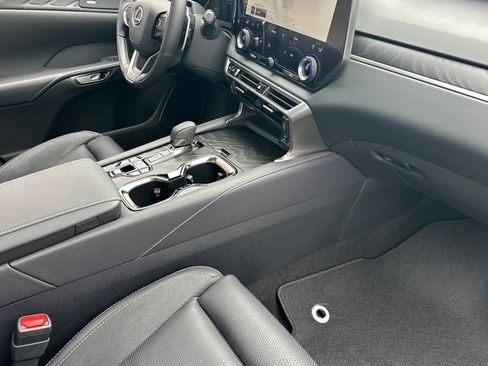 New 2026 Lexus RX 450h AWD image 12