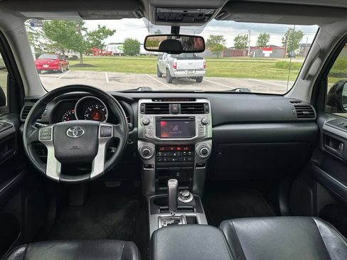 Used 2013 Toyota 4Runner Limited AWD/4WD image 18