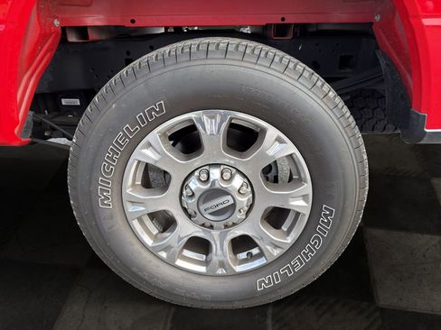 Used 2022 Ford F250 Lariat w/ Chrome Package AWD/4WD image 10