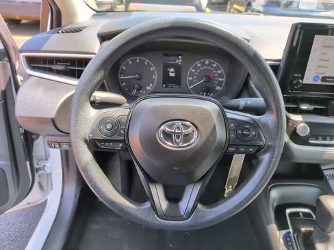 Used 2024 Toyota Corolla LE FWD image 15