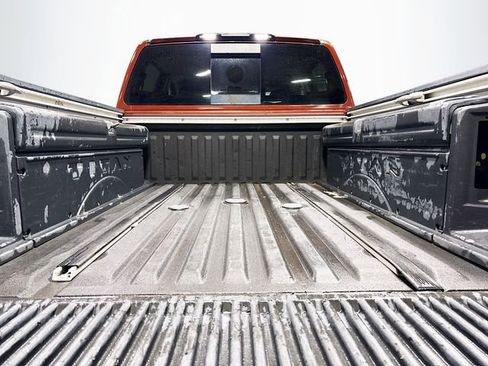 Used 2016 Nissan Titan Platinum Reserve AWD/4WD image 27