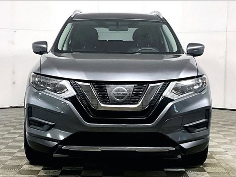 Used 2017 Nissan Rogue S w/ Appearance Package image 3