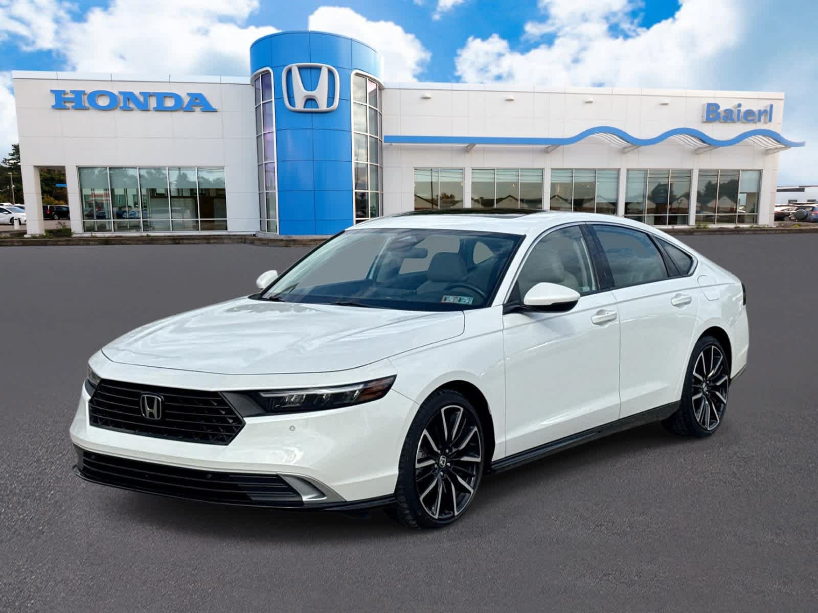 Used 2023 Honda Accord Touring image 1