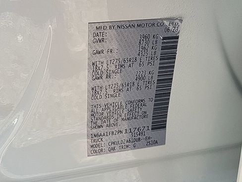 Used 2023 Nissan Titan PRO-4X w/ Pro-4x Convenience Package image 35