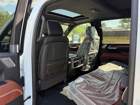 New 2026 GMC Sierra 3500 Denali Ultimate AWD/4WD image 21