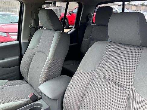 Used 2021 Nissan Frontier SV RWD image 23