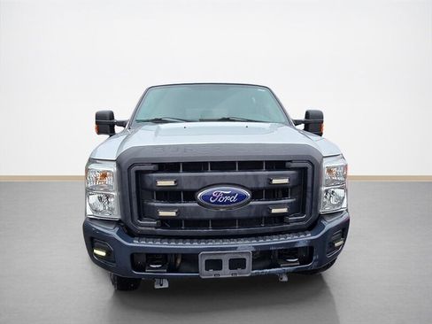 Used 2016 Ford F250 XL w/ Power Equipment Group image 9