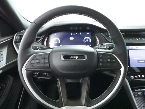 New 2026 Jeep Grand Cherokee L Limited AWD/4WD image 11