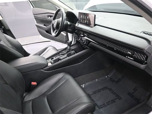 Used 2023 Honda Accord Touring image 20