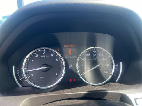 Used 2016 Acura TLX V6 FWD image 3
