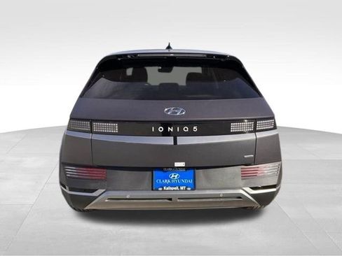 New 2024 Hyundai Ioniq 5 SEL image 8