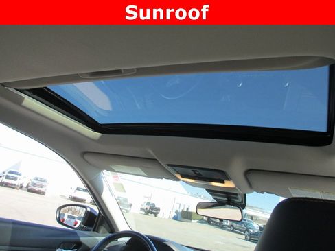 Used 2022 Nissan Altima 2.5 SR w/ Midnight Edition Package image 13