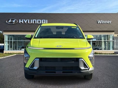 Used 2025 Hyundai Kona SEL FWD image 6