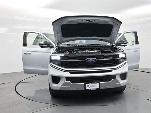 Used 2025 Ford Expedition Max Platinum image 38