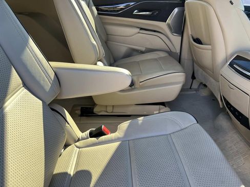 Certified 2021 Cadillac Escalade Premium Luxury w/ Driver Assist Tech Package image 23