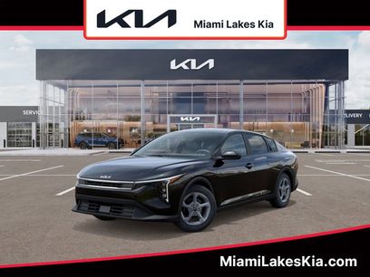 New 2025 Kia K4 LXS