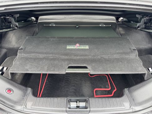 Used 2016 Mercedes-Benz SL 550 image 11