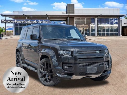 Used 2024 Land Rover Defender 110 V8 AWD/4WD image 1
