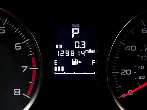 Used 2014 Subaru Crosstrek 2.0i Limited image 41