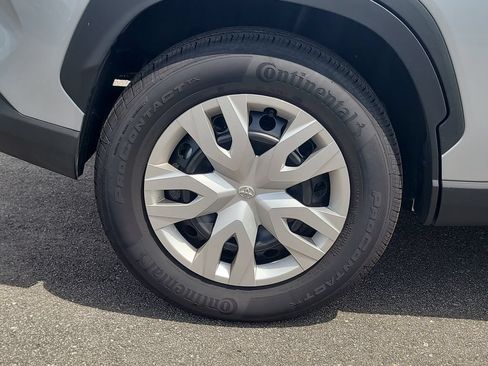 Used 2026 Toyota Corolla Cross L FWD image 5