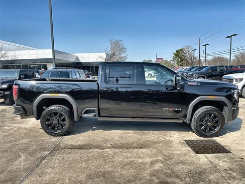 Used 2024 GMC Sierra 2500 AT4 w/ AT4 Premium Plus Package image 10