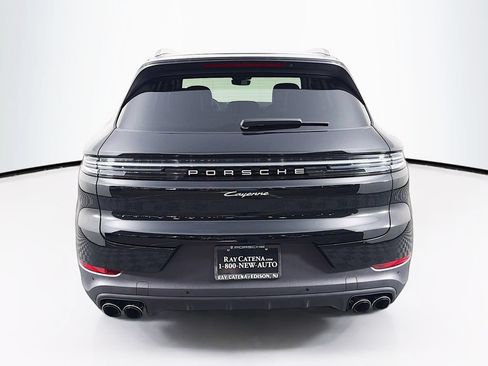 New 2026 Porsche Cayenne AWD/4WD image 10