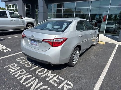 Used 2016 Toyota Corolla LE image 9