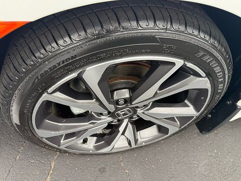 Used 2020 Honda Civic Touring image 25