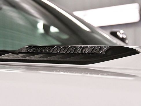 Used 2024 Chevrolet Silverado 2500 LTZ w/ LTZ Plus Package image 10