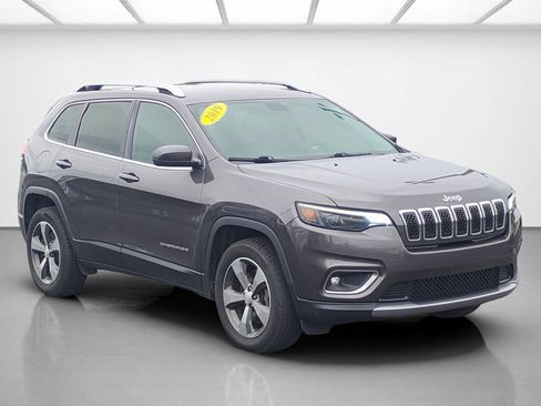 Used 2019 Jeep Cherokee Limited AWD/4WD image 7
