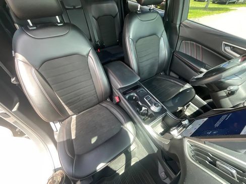 Used 2021 Ford Edge ST-Line FWD image 10