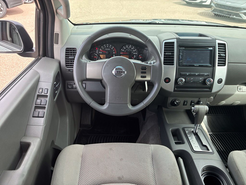 Used 2012 Nissan Frontier SV AWD/4WD image 14
