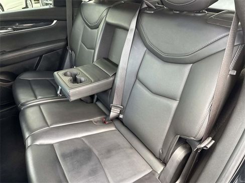Certified 2022 Cadillac XT5 Premium Luxury image 57