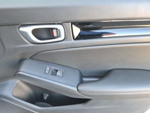 Certified 2024 Honda Civic EX-L image 31