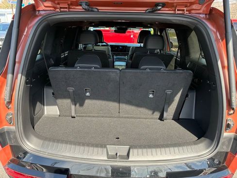 Used 2024 Hyundai Santa Fe Calligraphy AWD/4WD image 14