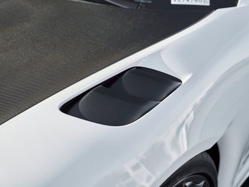 Used 2024 Porsche 718 Cayman GT4 RS w/ Weissach Package image 8