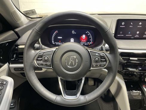 Used 2024 Acura MDX SH-AWD w/ Technology Package image 15