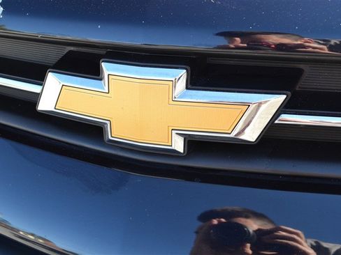 Used 2021 Chevrolet Trax LT image 34